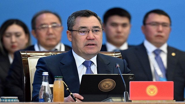 kirgizistan-lideri-caparov-dan-aeb-zirvesinde-kritik-mesajlar