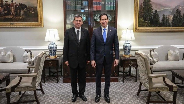 turkmenistan-ile-amerika-birlesik-devletleri-arasinda-enerji-diplomasisi-trafigi