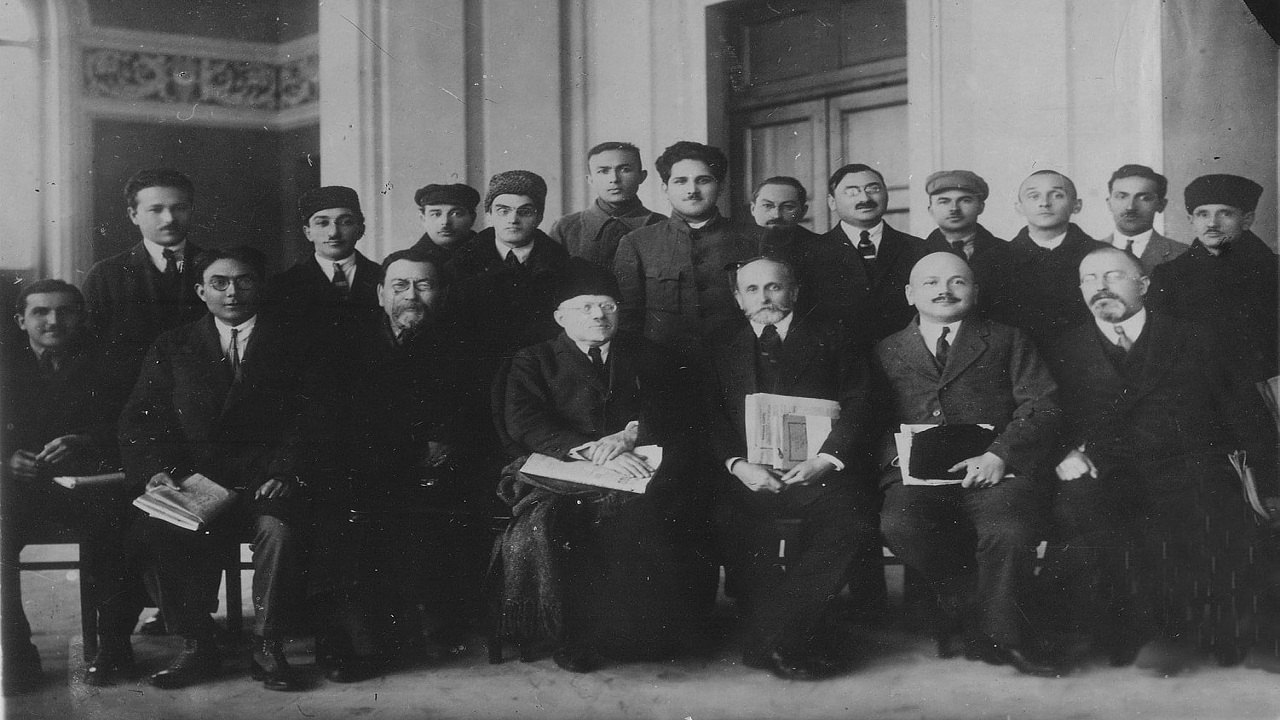 turk-dunyasinin-100-yillik-mirasi-baku-turkoloji-kurultayi