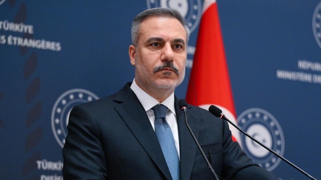 istanbulda-uclu-kafkasya-zirvesi-turkiye-azerbaycan-gurcistan-uclu-disisleri-b