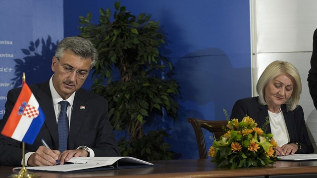 bosna-hersek-ve-hirvatistan-arasindaki-sinir-kapilarinin-sayisi-5e-cikarilacak