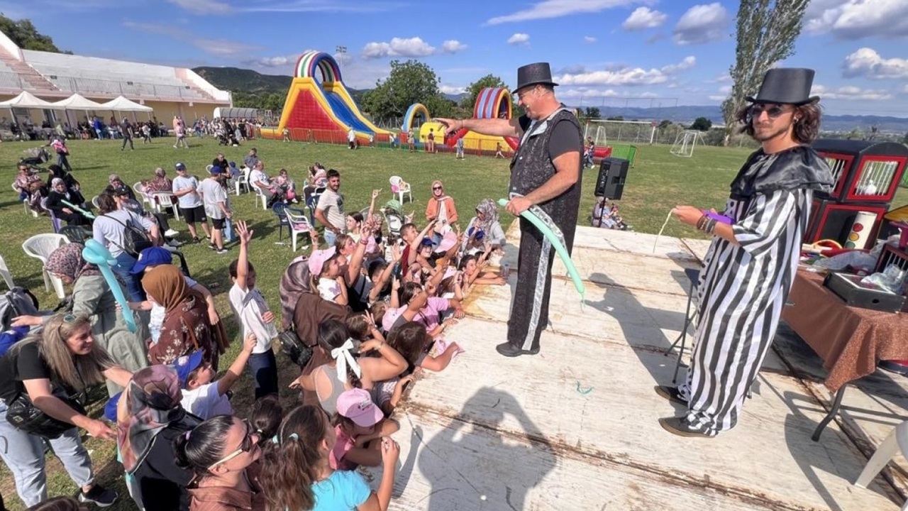 bati-trakya-kozlukebir-1-cocuk-festivali-hafizalardan-silinmeyecek-anlara-sahne