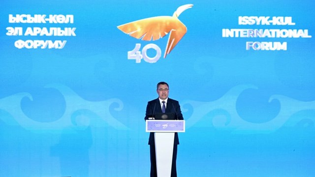 isik-gol-forumu-40-yilinda-dunya-entelektuellerini-bulusturdu