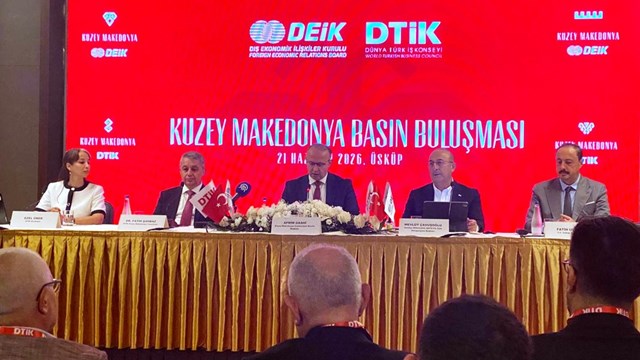 turk-is-dunyasi-uskupte-bulustu