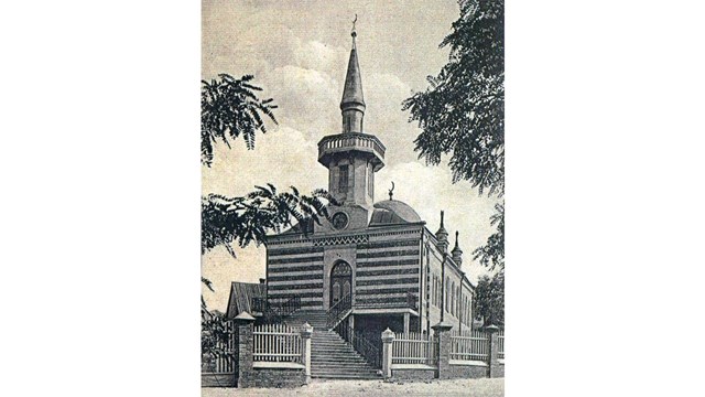ukrayna-daki-asirlik-islam-mirasi-iade-bekliyor