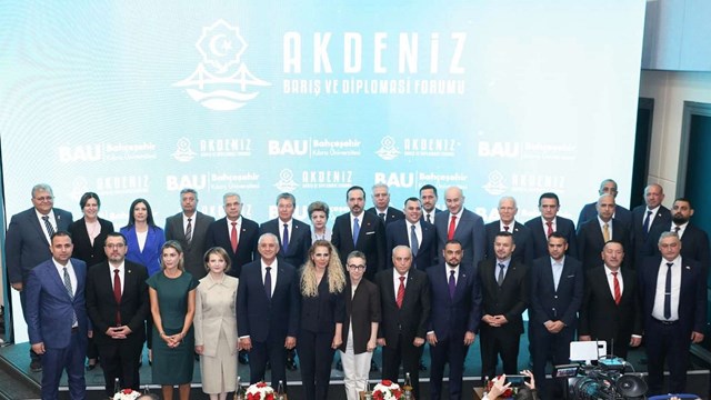kktc-de-akdeniz-baris-ve-diplomasi-forumu