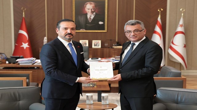 kktc-cumhurbaskani-erhurman-ak-parti-turk-devletleri-ile-iliskiler-baskani-zorl