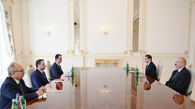 azerbaycan-cumhurbaskani-aliyev-adalet-bakani-akin-gurlek-i-kabul-etti