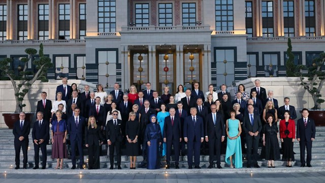 emine-erdogan-bu-onemli-zirvenin-diyalog-ve-uzlasi-kulturunu-daha-da-ileri-ta
