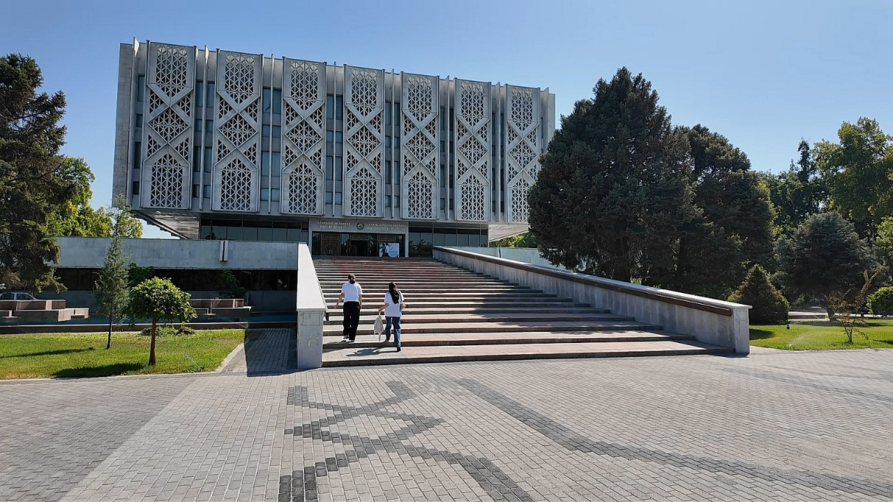 ozbekistan-in-en-eski-muzesi-yenilendi-tarih-dijitalle-bulustu