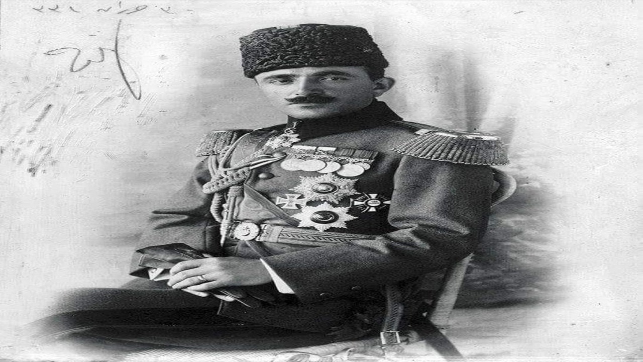 hayatini-turk-dunyasina-adayan-mucadele-insani-enver-pasa