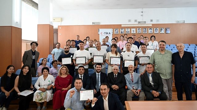 turkiye-cerrahlarindan-kazakistan-da-yanik-tedavisinde-tecrube-paylasimi