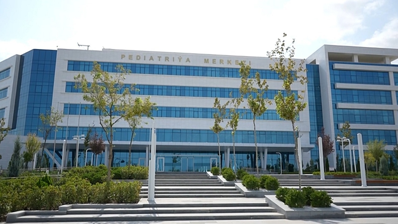 turkmenistan-saglik-altyapisini-modernize-etmek-icin-dugmeye-basti