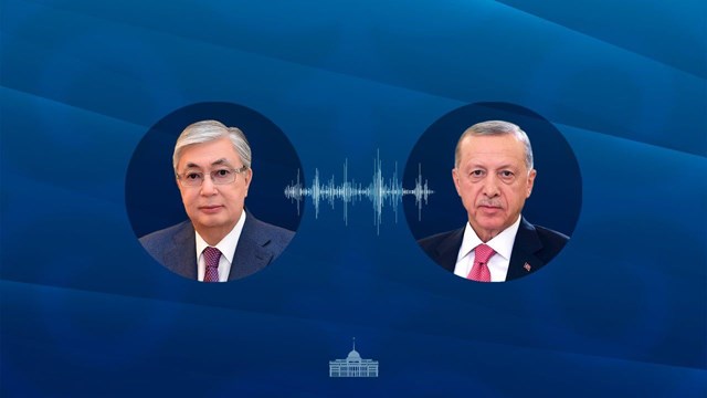 cumhurbaskani-erdogan-kazakistan-cumhurbaskani-tokayev-ile-gorustu