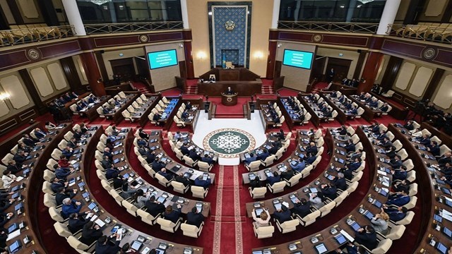 kazakistan-cumhurbaskani-tokayev-cumhurbaskani-yardimcisinin-yetkilerini-belir