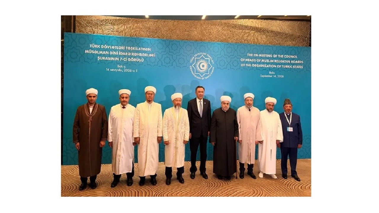 azerbaycan-da-seyid-yahya-bakuvi-1-uluslararasi-konferans-duzenlendi