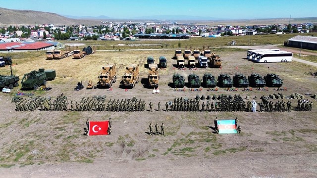 azerbaycan-turkiye-ve-ozbekistanin-katilimiyla-birligin-gucu
