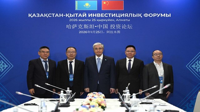 kazakistan-ile-cin-arasinda-10-yeni-yatirim-anlasmasi