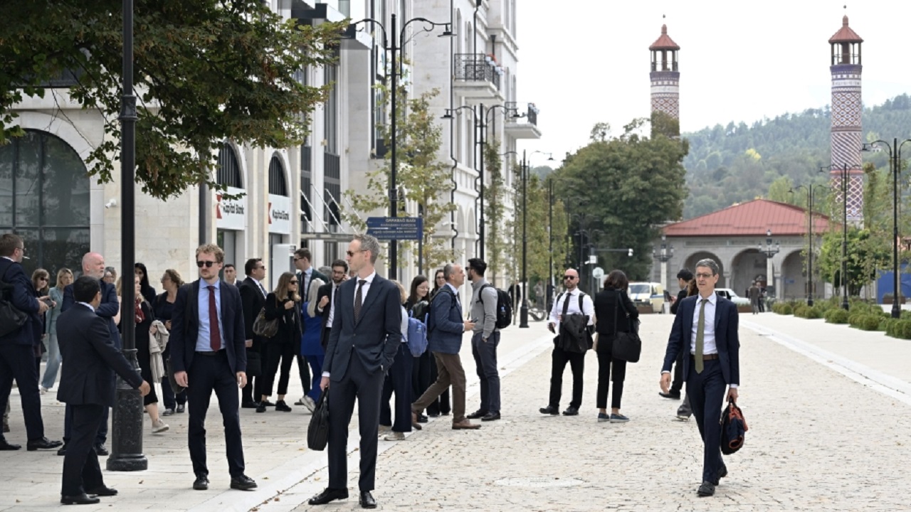 ab-coest-heyeti-isgalden-kurtarilan-azerbaycan-topraklarini-ziyaret-etti