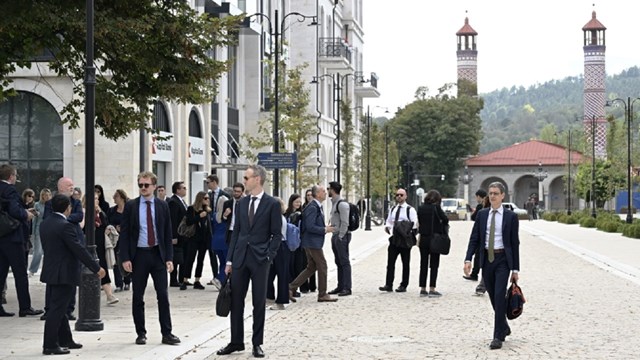 ab-coest-heyeti-isgalden-kurtarilan-azerbaycan-topraklarini-ziyaret-etti