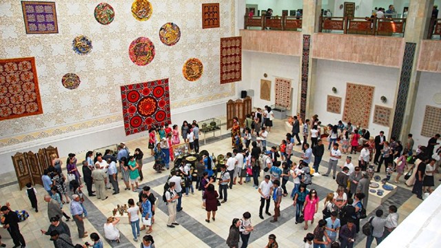 11-taskent-uluslararasi-cagdas-sanat-bienali-basliyor
