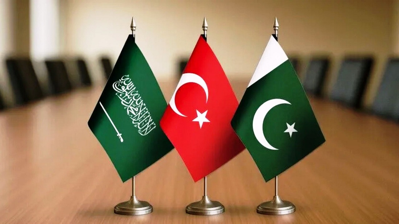 mekke-ittifaki-stratejik-siyasi-ve-savunma-komitesi-riyadda-toplandi