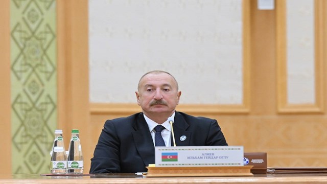 aliyev-azerbaycan-uzerinden-gecen-yuk-tasimaciliginda-hedef-15-milyon-ton
