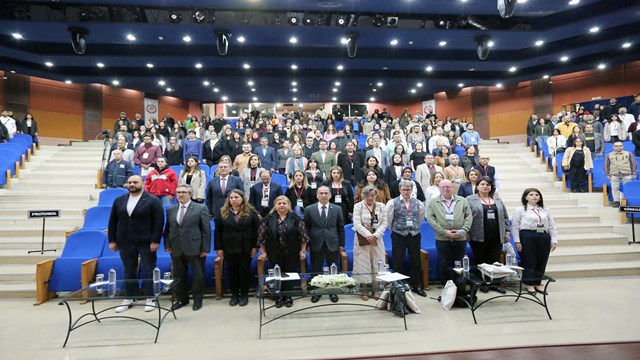isparta-da-duzenlenen-12-uluslararasi-dil-edebiyat-ve-kultur-konferansi-baslad