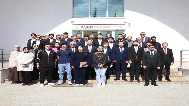 kktc-de-dogu-akdeniz-ve-filistin-meselesi-ele-alindi