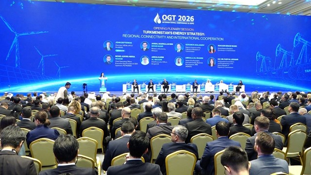turkmenistan-da-uluslararasi-enerji-zirvesi-turkmen-gazinda-turkiye-ve-avrupa-h