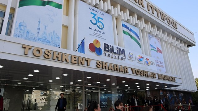 turkiye-teknoloji-takimi-vakfi-7-bilim-merkezini-taskent-te-acti