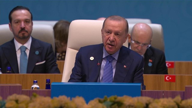 erdogan-turk-dunyasinin-aile-fotografinda-ayriliga-gayriliga-yer-yok